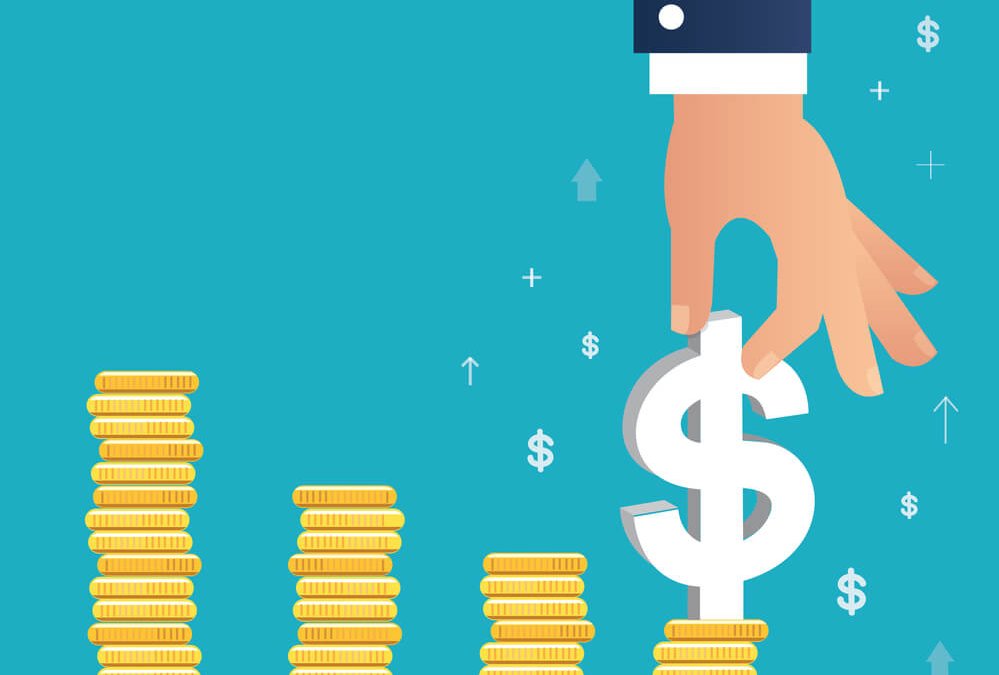 Ilustração de uma mão organizando pilhas de moedas e um símbolo de dólar, representando a cobrança por consumo e a reforma tributária em 2027.